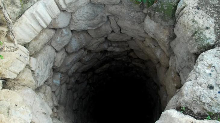 Ақтөбе облысында құдыққа құлаған қыз бен оны құтқармақ болған ер адам көз жұмды
Ақтөбе облысында құдыққа құлаған қыз бен оны құтқармақ болған ер адам көз жұмды