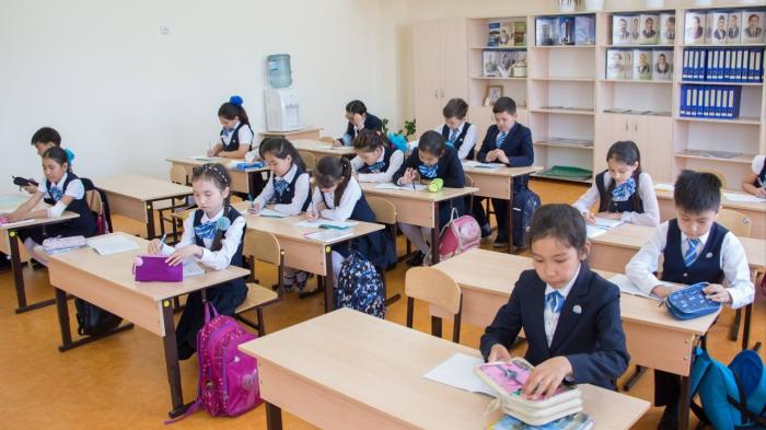 
                                                                                                                                                                                                                                                                                                                                                                                                                                                                "Не урок, а самостоятельная работа". В управлении образования Астаны высказались о фото школьников в коридоре
                                                    