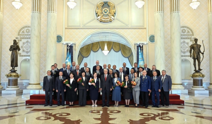 Главные новости за 29 августа: навязчивая “любовь“, лишение мандата, приговор Гульмире Сатыбалды