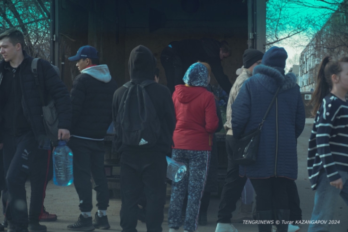 "Есть еще за что бороться". Кадры из затопленного Петропавловска