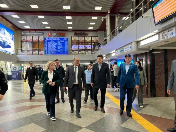 Старый железнодорожный вокзал Астаны начнут ремонтировать в августе
Старый железнодорожный вокзал Астаны начнут ремонтировать в августе