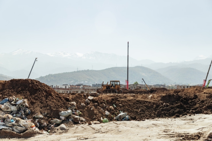Реки-туалеты Ерменсая. Урбанистический кошмар в предгорье Алматы Реки-туалеты Ерменсая. Урбанистический кошмар в предгорье Алматы