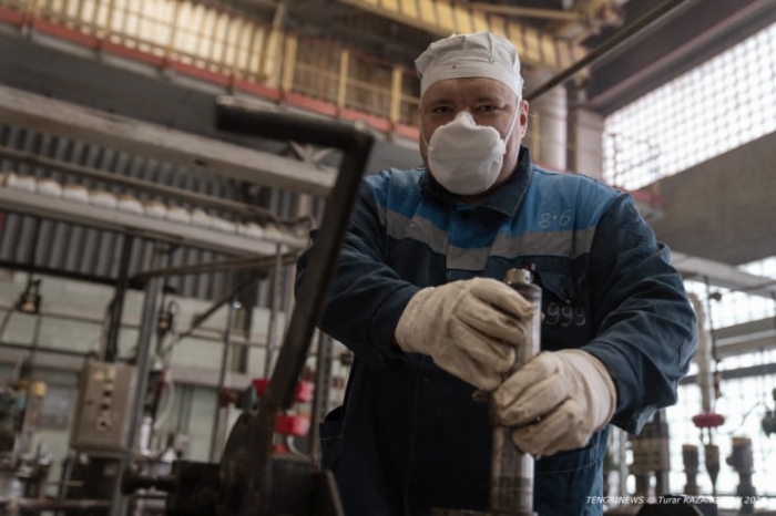 “Это мужская работа“. Кто и зачем в Казахстане делает “урановые“ таблетки