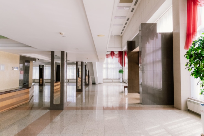 "Внимание, опасная зона!" Что происходит с театрами Алматы