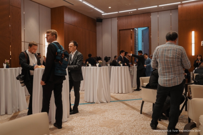 Эрдоган, робот и термос Си Цзиньпина. Что происходило на саммите ШОС в Астане