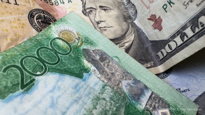 Что будет с тенге? Вероятность дальнейшего обесценивания нацвалюты оценил эксперт