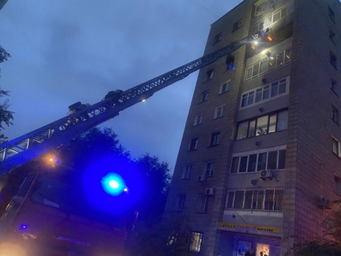 Оставленный на зарядке сотовый стал причиной пожара в Усть-Каменогорске Оставленный на зарядке сотовый стал причиной пожара в Усть-Каменогорске