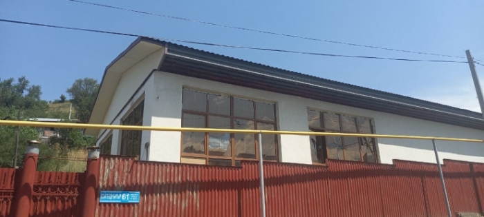 КамАЗы приезжают по ночам, без номеров. Жители микрорайона рядом с Кок-Тобе почти год борются с беспределом