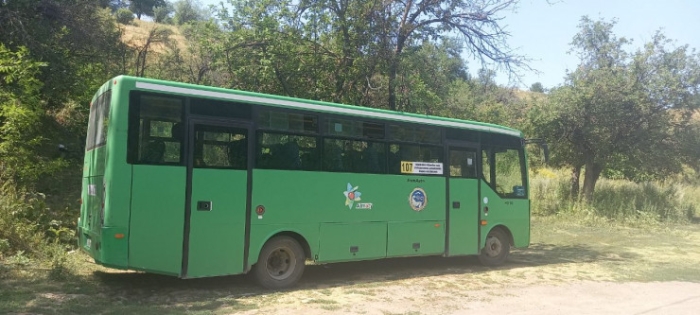 КамАЗы приезжают по ночам, без номеров. Жители микрорайона рядом с Кок-Тобе почти год борются с беспределом