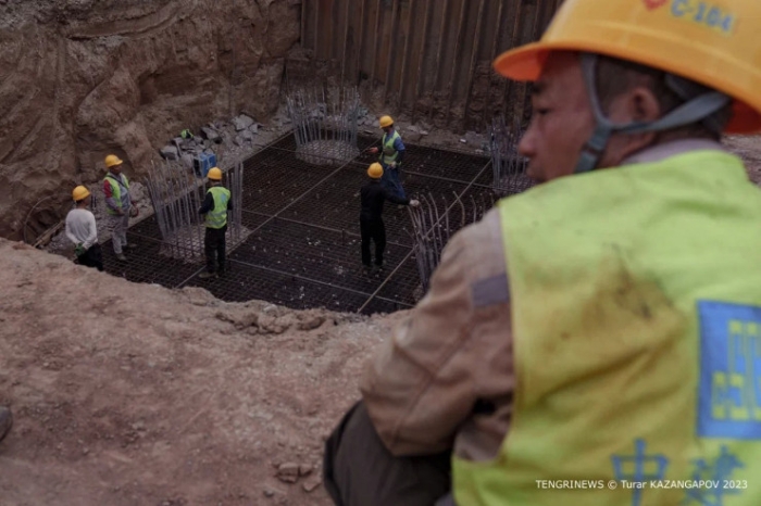 Тысяча китайцев и 1,2 миллиарда долларов. Как строят LRT в Астане