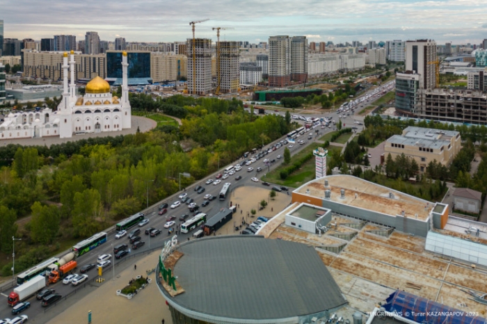 Расширение дорог не поможет? Что спасет от пробок Астану Расширение дорог не поможет? Что спасет от пробок Астану