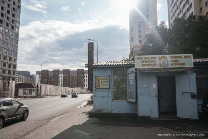 Пережил ограбление, рэкет и несколько кризисов. Магазин, знакомый многим целиноградцам