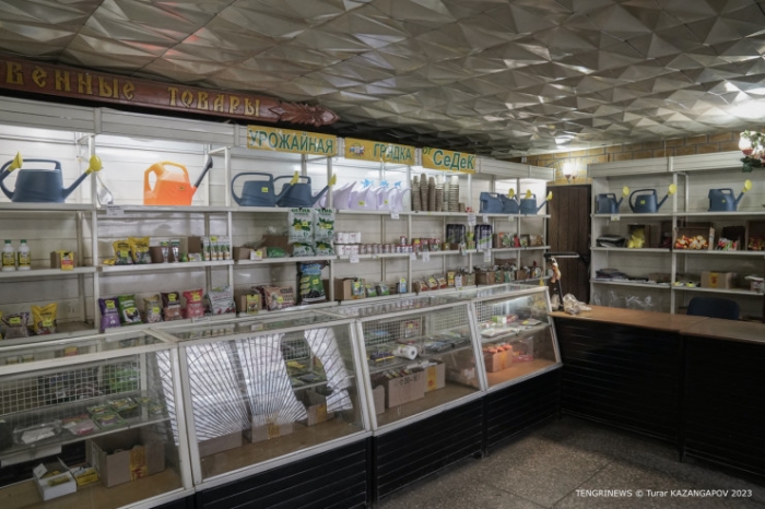 Пережил ограбление, рэкет и несколько кризисов. Магазин, знакомый многим целиноградцам