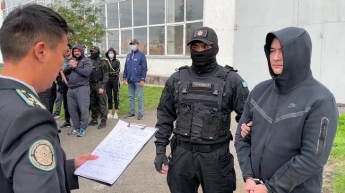 Елдоса Коспаева и членов его ОПГ поместили в следственный изолятор Елдоса Коспаева и членов его ОПГ поместили в следственный изолятор