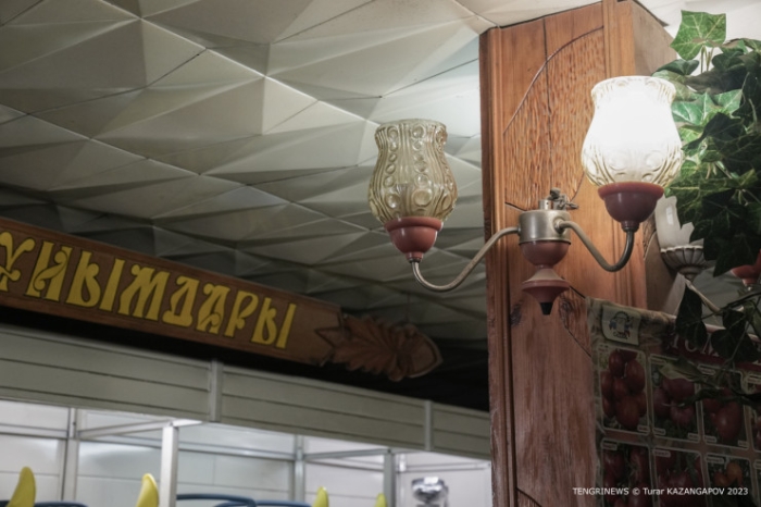 Пережил ограбление, рэкет и несколько кризисов. Магазин, знакомый многим целиноградцам