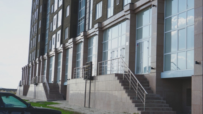 Одинокие ЖК в голой степи: как живут "первооткрыватели" района в Астане Одинокие ЖК в голой степи: как живут "первооткрыватели" района в Астане