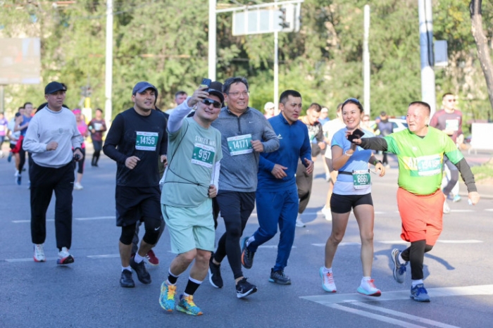 Досаева заметили среди бегунов "Алматы марафона" Досаева заметили среди бегунов "Алматы марафона"