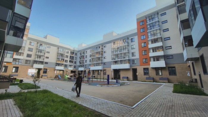 Одинокие ЖК в голой степи: как живут "первооткрыватели" района в Астане Одинокие ЖК в голой степи: как живут "первооткрыватели" района в Астане