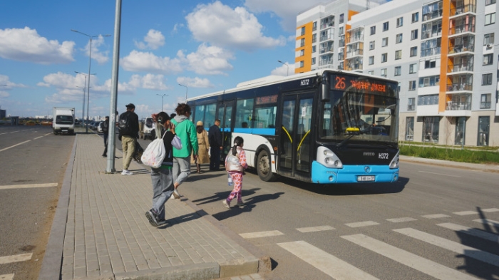 Одинокие ЖК в голой степи: как живут "первооткрыватели" района в Астане Одинокие ЖК в голой степи: как живут "первооткрыватели" района в Астане
