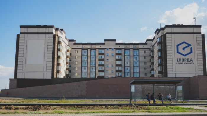 Одинокие ЖК в голой степи: как живут "первооткрыватели" района в Астане Одинокие ЖК в голой степи: как живут "первооткрыватели" района в Астане