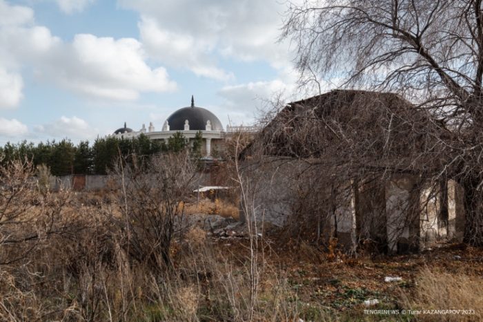 Газаппаратура-айленд. Что происходит на острове в центре Астаны