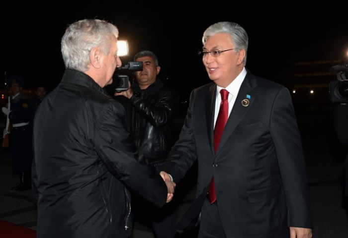 Касым-Жомарт Токаев завершил поездку в Баку Касым-Жомарт Токаев завершил поездку в Баку