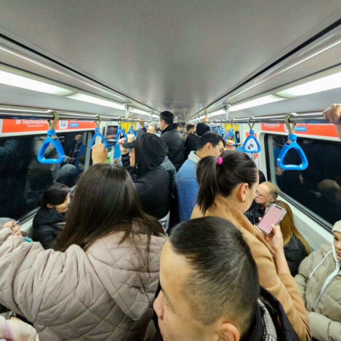 1600 человек в час. Что происходит с метро в Алматы? 1600 человек в час. Что происходит с метро в Алматы?