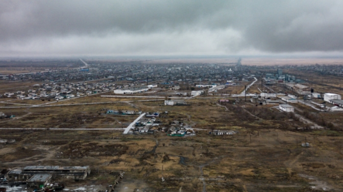 Суды, переименование и неприятный запах. О чем говорят в селе Скриптонита Суды, переименование и неприятный запах. О чем говорят в селе Скриптонита