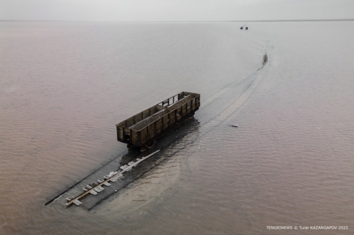 Жизнь у соленого озера. Казахстанский поселок, о котором знали все