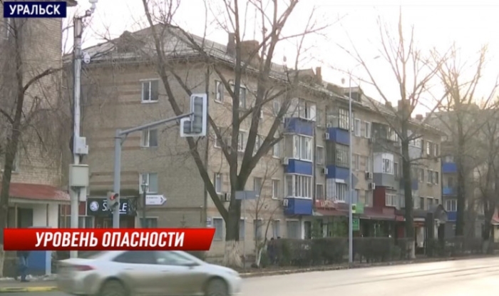 Женщина, погибшая в Уральске от падения с крыши кирпича, оказалась известным педагогом