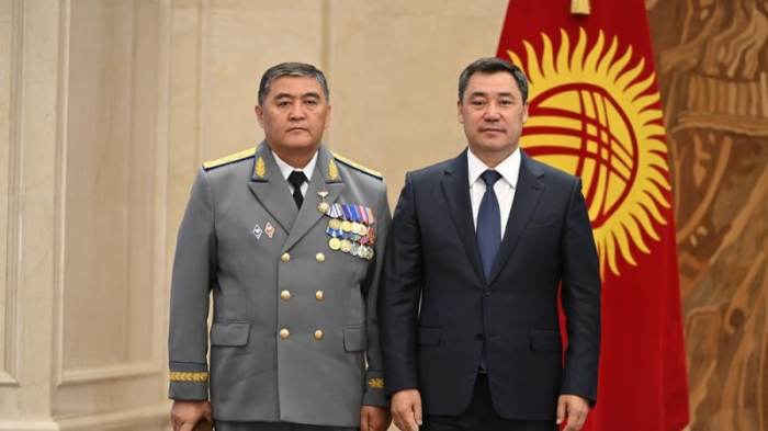 Конфликта нет:  президент Кыргызстана прокомментировал слухи о расколе с главой ГКНБ