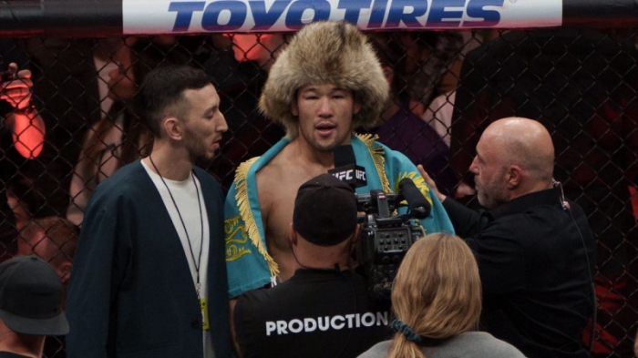 "Он монстр". Как мир отреагировал на бой Шавката Рахмонова "Он монстр". Как мир отреагировал на бой Шавката Рахмонова