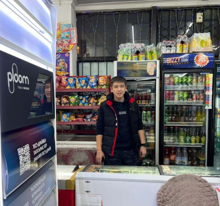 "Люди иногда просто не замечают нас". Как живут и сколько зарабатывают курьеры в Алматы "Люди иногда просто не замечают нас". Как живут и сколько зарабатывают курьеры в Алматы