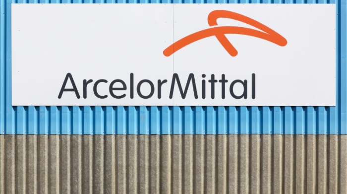 Акции "АрселорМиттал" передают Казахстану: названа сумма сделки