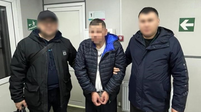 КНБ задержал мужчину за маскировку зарубежных номеров КНБ задержал мужчину за маскировку зарубежных номеров