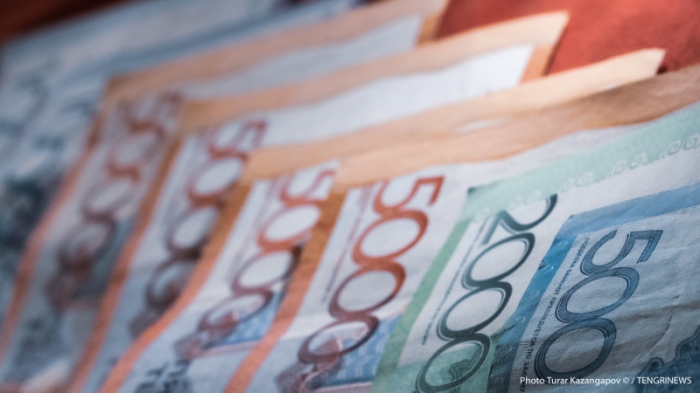 Минимальную зарплату будут считать по новому в Казахстане