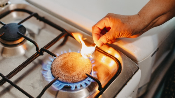 Из-за землетрясения остались без газа дома в центре Алматы Из-за землетрясения остались без газа дома в центре Алматы