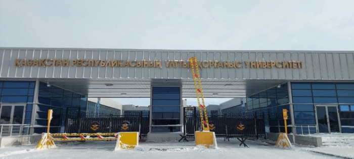 В Астане убрали памятник Нурсултану Назарбаеву В Астане убрали памятник Нурсултану Назарбаеву