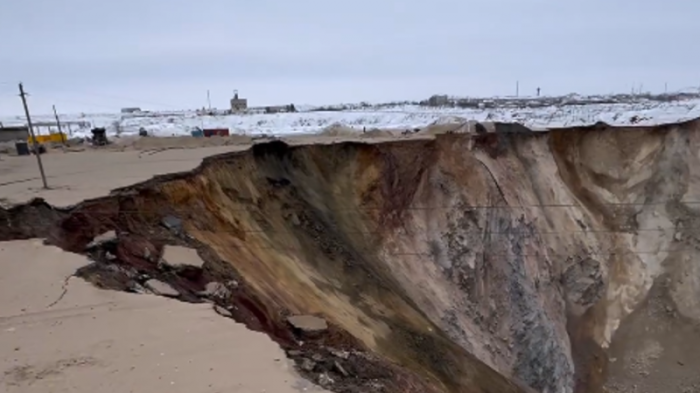 Найдено возможное местонахождение провалившегося под землю автобуса с людьми в Павлодарской области Найдено возможное местонахождение провалившегося под землю автобуса с людьми в Павлодарской области