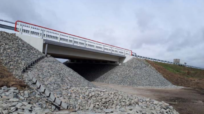 Новый мост за миллиард тенге начал трескаться на севере Казахстана Новый мост за миллиард тенге начал трескаться на севере Казахстана