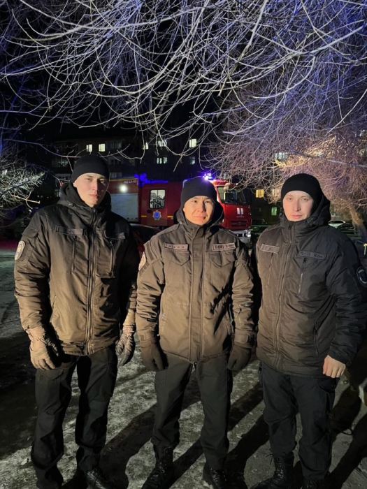 Бойцы СОБР предотвратили трагедию в Семее Бойцы СОБР предотвратили трагедию в Семее