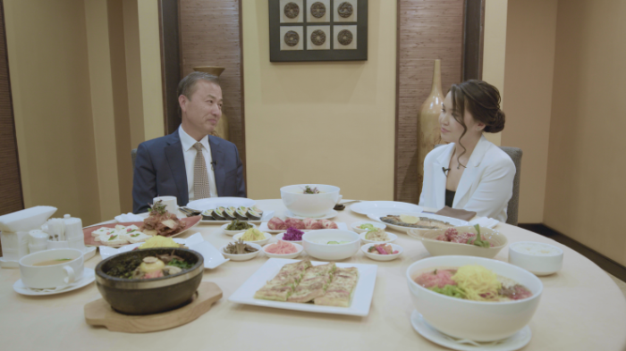 Удивила цифровизация, восхитил смелый казах и полюбился бешбармак: интервью с послом Кореи Удивила цифровизация, восхитил смелый казах и полюбился бешбармак: интервью с послом Кореи