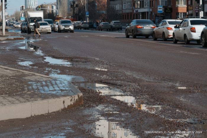 Асфальт снова "растаял" вместе со снегом? Улицы Астаны сейчас Асфальт снова "растаял" вместе со снегом? Улицы Астаны сейчас