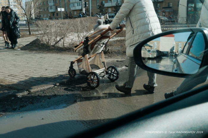 Асфальт снова "растаял" вместе со снегом? Улицы Астаны сейчас Асфальт снова "растаял" вместе со снегом? Улицы Астаны сейчас