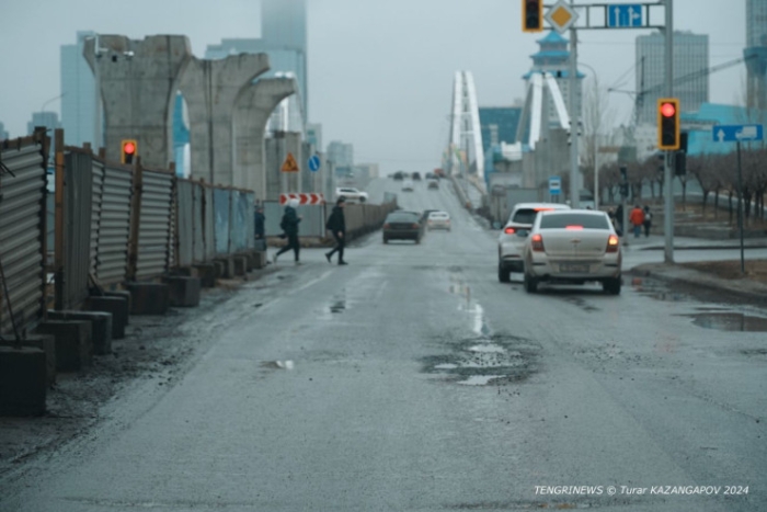 Асфальт снова "растаял" вместе со снегом? Улицы Астаны сейчас Асфальт снова "растаял" вместе со снегом? Улицы Астаны сейчас