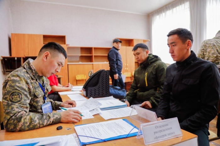 
Более 100 офицеров запаса отправили на воинские сборы в Астане
