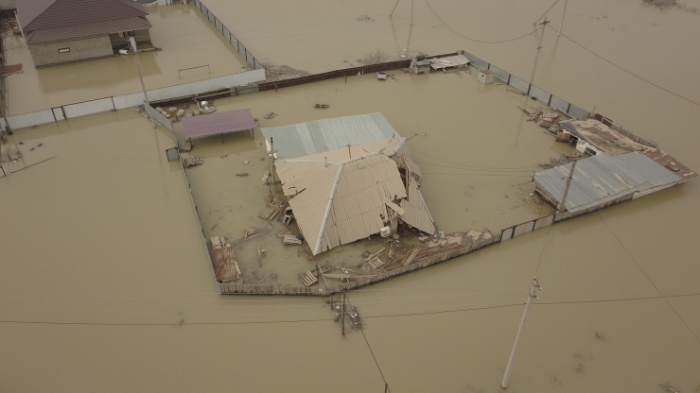 Вода везде: как сегодня выглядит затопленный Кульсары Вода везде: как сегодня выглядит затопленный Кульсары