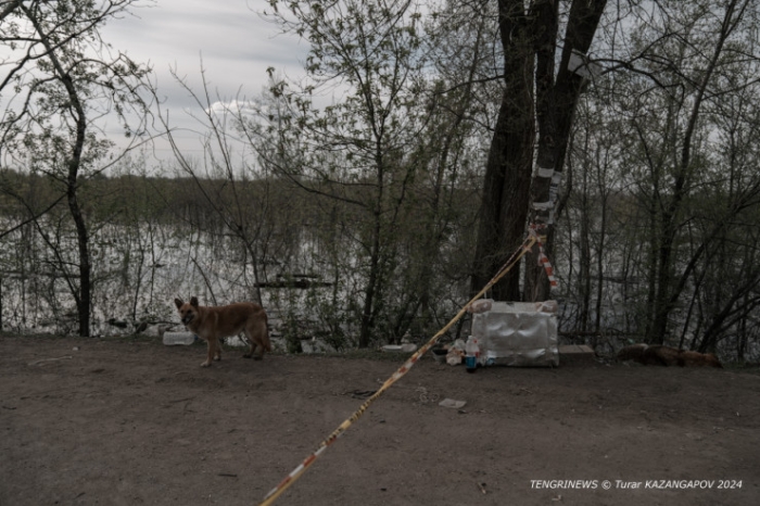 Влез в долги, готовились к новоселью. Пригород Уральска ушел под воду