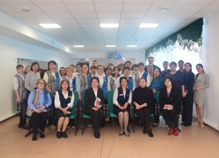 "Не успели спасти дома, но спасли школу". Как учителя в Костанайской области сражались со стихией "Не успели спасти дома, но спасли школу". Как учителя в Костанайской области сражались со стихией