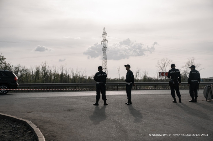 Влез в долги, готовились к новоселью. Пригород Уральска ушел под воду